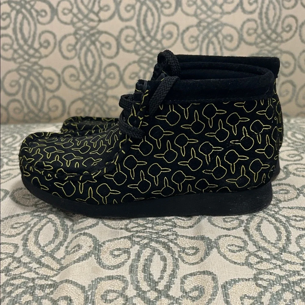 Stylish Black Pokémon Pikachu Kids Shoes